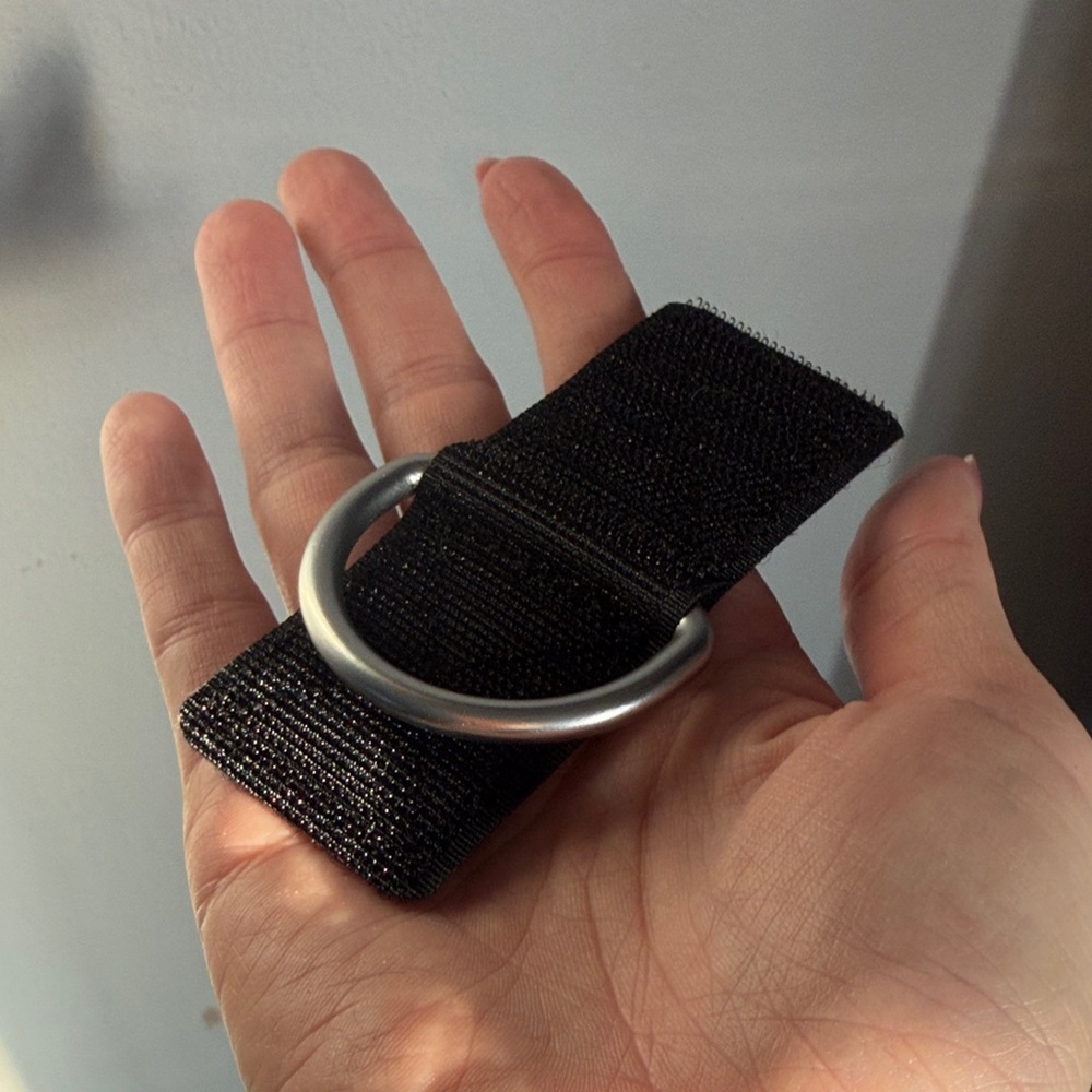 Black Velcro Strap with Silver D-Ring for Dog Leash Accessories